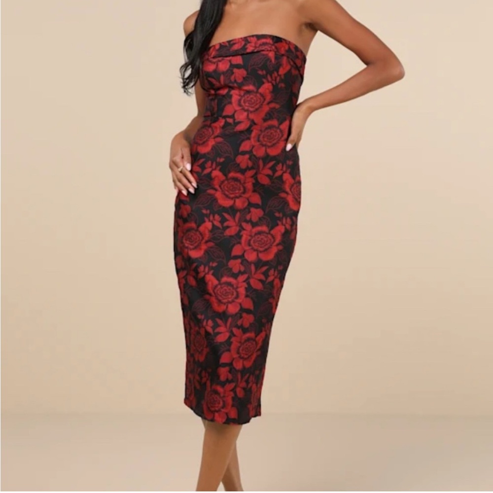 Lulus Strapless Black and Red Floral Jacquard Midi Pencil Dress -NWT Size Small